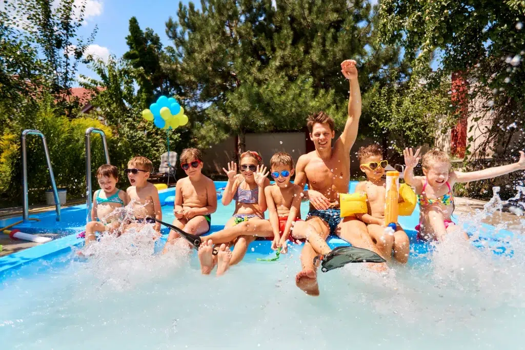 amis piscine jeux