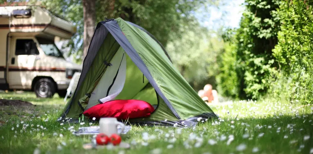 tente ouverte camping